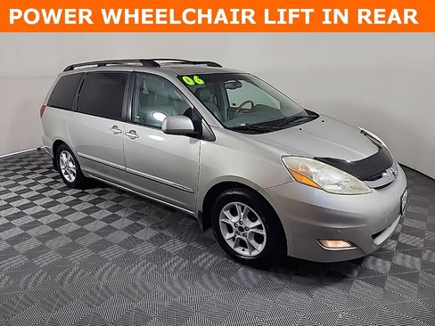 Used 2006 Toyota Sienna XLE image 1