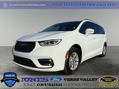 Used 2022 Chrysler Pacifica Touring-L