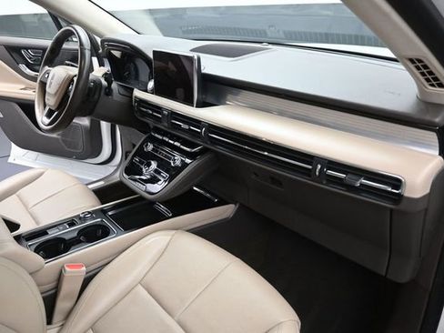 Used 2020 Lincoln Corsair FWD w/ Equipment Group 101A image 16