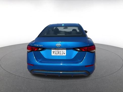 Used 2025 Nissan Sentra SV FWD image 12