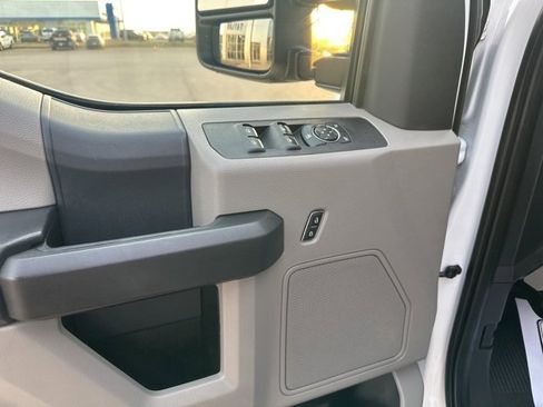 Used 2022 Ford F250 XL w/ STX Appearance Package image 35