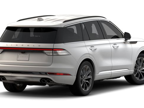 New 2026 Lincoln Aviator AWD w/ Jet Appearance Package image 19