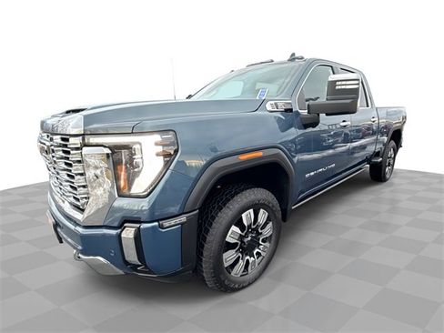 Used 2025 GMC Sierra 2500 Denali w/ Denali Reserve Package image 1