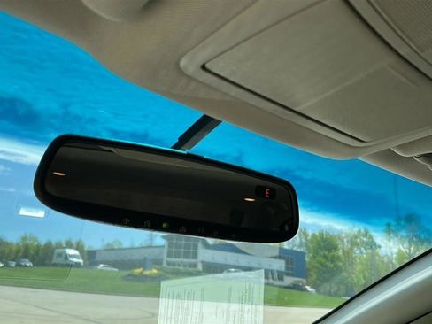 Used 2015 Nissan Altima 2.5 SL w/ Moonroof Package FWD image 30