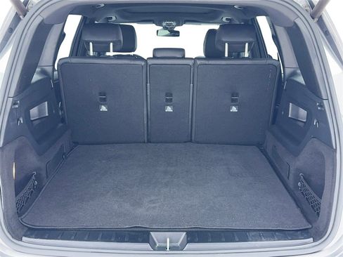 Used 2020 Mercedes-Benz GLB 250 w/ Premium Package image 12