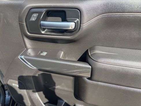 Used 2019 GMC Sierra 1500 AT4 w/ AT4 Premium Package AWD/4WD image 17