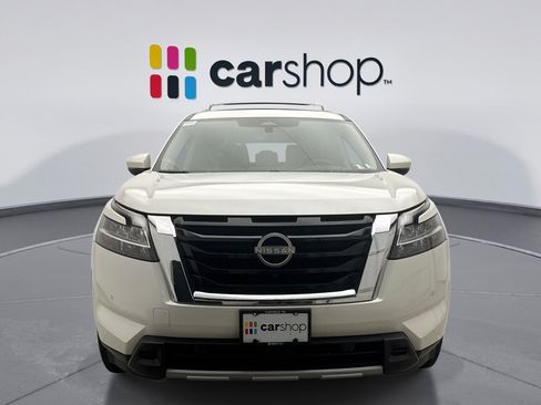 Used 2023 Nissan Pathfinder Platinum w/ Cargo Package AWD/4WD image 8