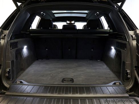 Certified 2025 BMW X5 M60i w/ Climate Comfort Package image 32