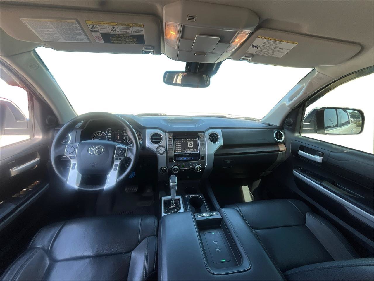 Used 2019 Toyota Tundra Limited w/ Limited Premium Package AWD/4WD image 23