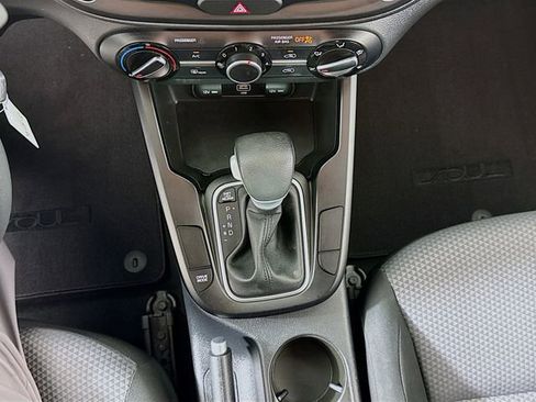 Used 2022 Kia Soul LX w/ Technology Package image 13