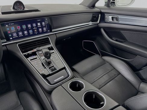 Certified 2022 Porsche Panamera 4 Platinum Edition AWD/4WD image 26