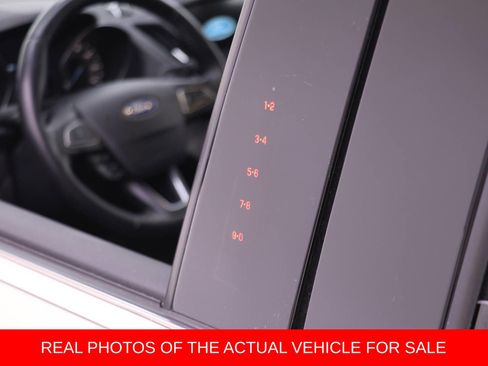 Used 2017 Ford Escape SE w/ SE Leather Comfort Package FWD image 16