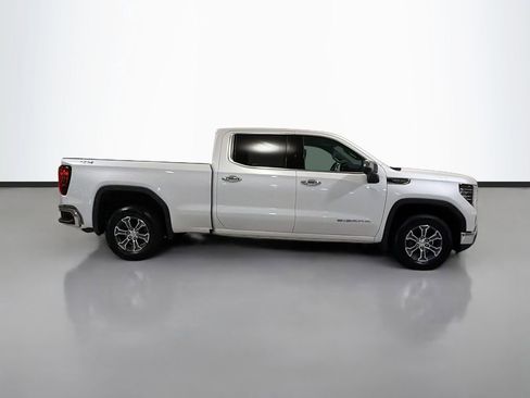 Used 2023 GMC Sierra 1500 SLT AWD/4WD image 11