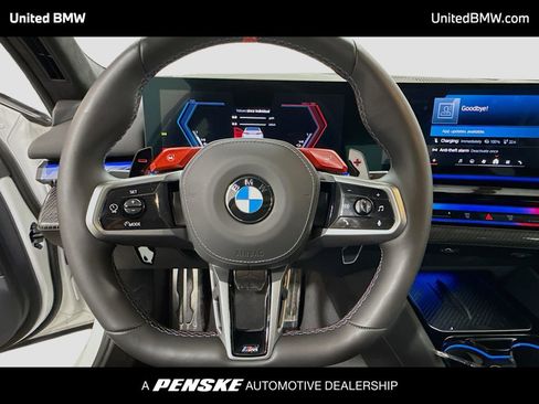 Used 2025 BMW M5 w/ Carbon Package image 6