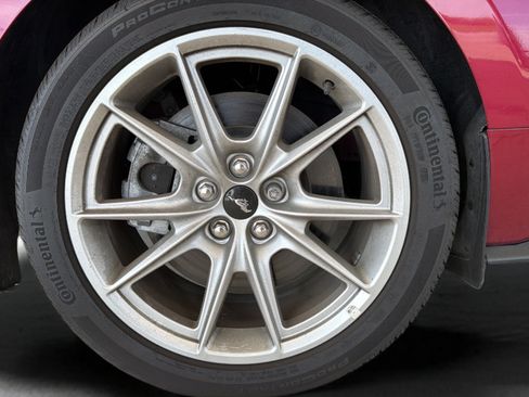 Used 2025 Ford Mustang GT Premium RWD image 13