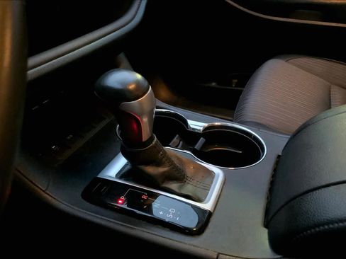 Used 2019 Toyota Highlander Plus image 15