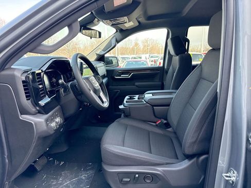 New 2026 GMC Sierra 1500 Elevation image 19