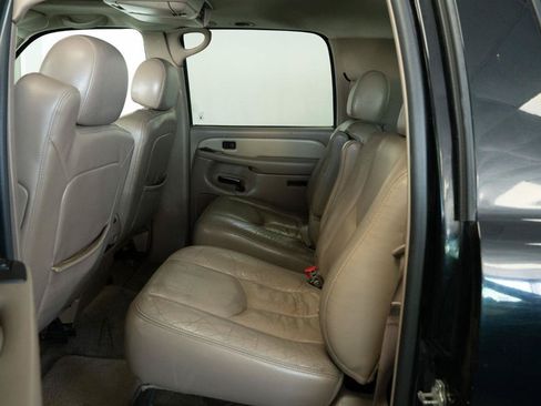 Used 2004 GMC Yukon XL Denali AWD/4WD image 19