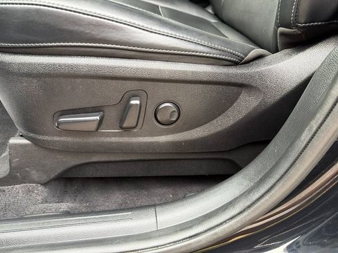 Used 2025 Kia Telluride S FWD image 15