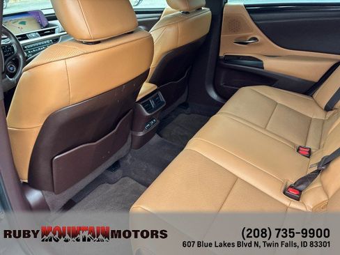 Used 2021 Lexus ES 300h w/ Premium Package FWD image 27