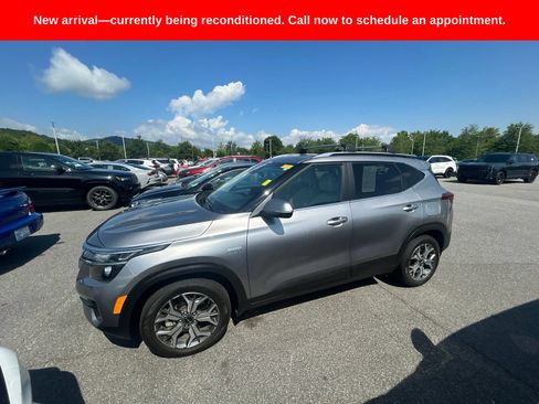 Used 2022 Kia Seltos EX AWD/4WD image 12
