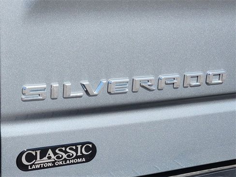 Used 2025 Chevrolet Silverado 1500 LT image 11