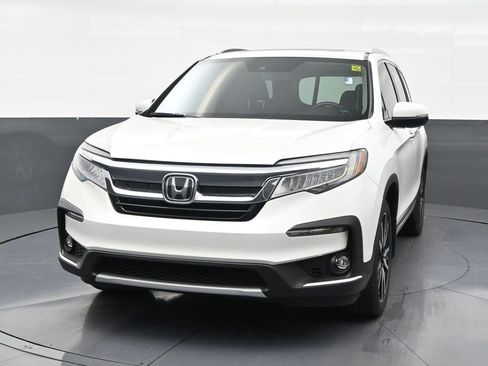 Used 2022 Honda Pilot Touring image 8