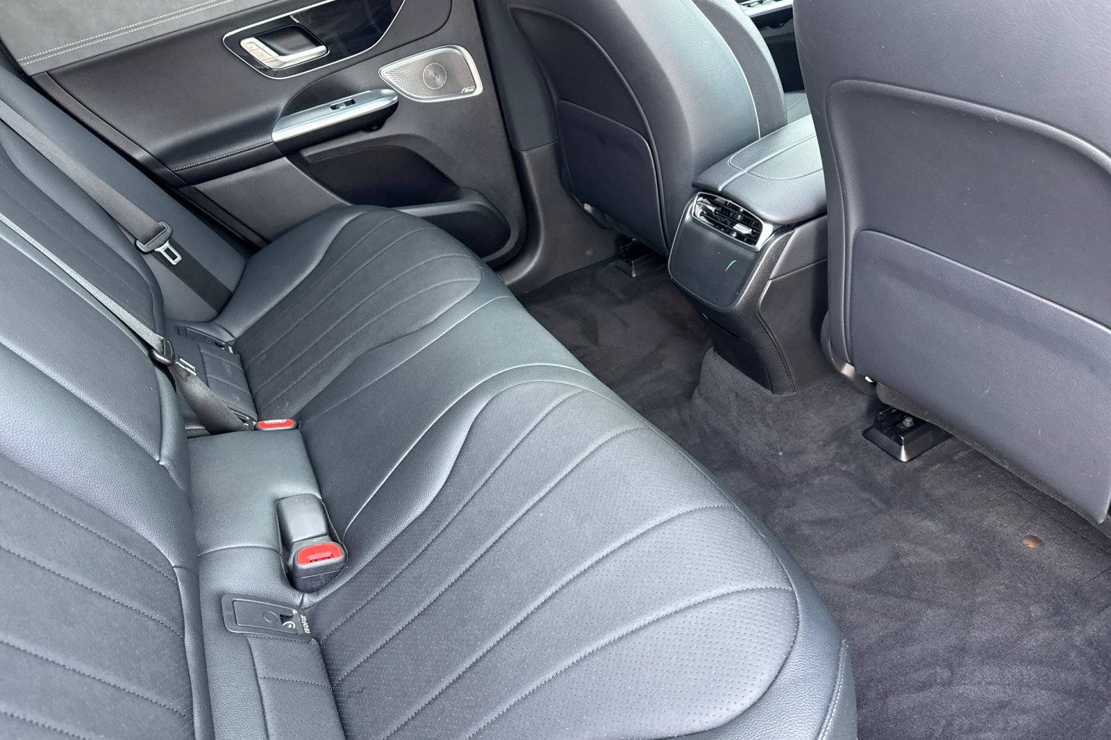 Certified 2023 Mercedes-Benz EQE 350+ 4MATIC SUV image 35