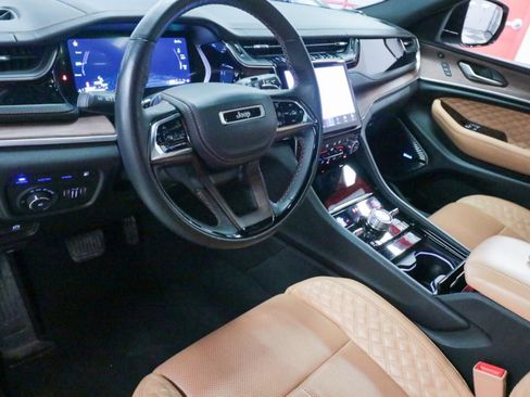 Used 2022 Jeep Grand Cherokee Summit w/ Advanced Protech Group IV image 12