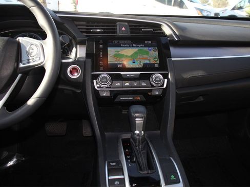 Used 2016 Honda Civic Touring image 16