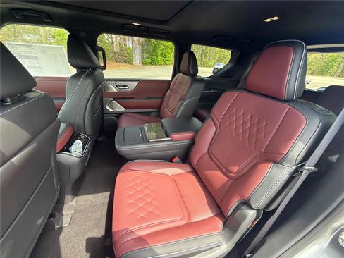New 2026 INFINITI QX80 Autograph AWD/4WD image 12