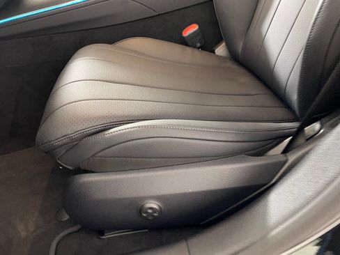 New 2026 Mercedes-Benz E 450 4MATIC Sedan image 12
