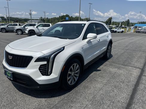 Certified 2023 Cadillac XT4 Sport w/ Cold Weather Package AWD/4WD image 3