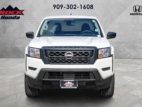 Used 2022 Nissan Frontier S image 2