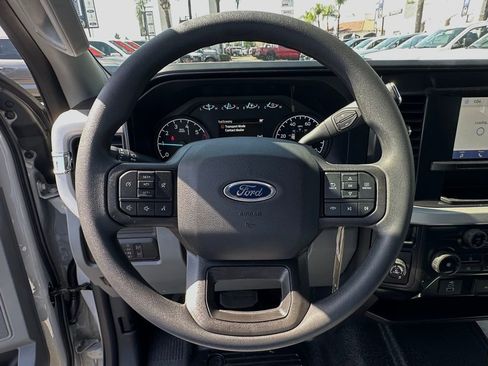 New 2026 Ford F250 XL w/ 360-Degree Camera Package RWD image 17