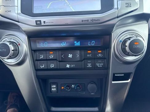 Used 2018 Toyota 4Runner Limited AWD/4WD image 27