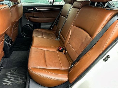 Used 2017 Subaru Outback 3.6R Touring w/ Popular Package #5A image 29