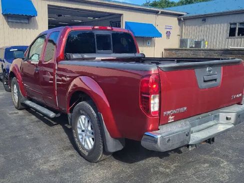 Used 2019 Nissan Frontier SV w/ Value Truck Package AWD/4WD image 2