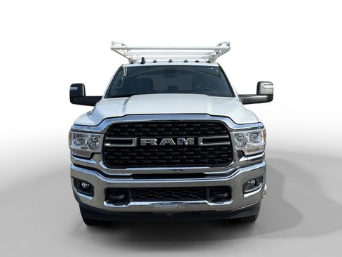 Used 2023 RAM 3500 Big Horn w/ Level 1 Equipment Group image 8