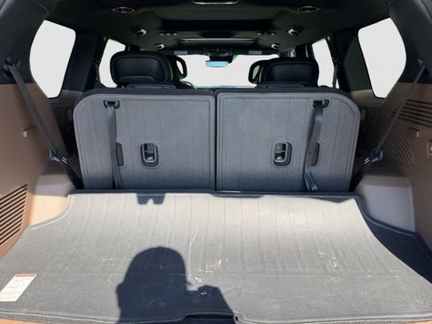 Certified 2024 Kia EV9 Land image 5