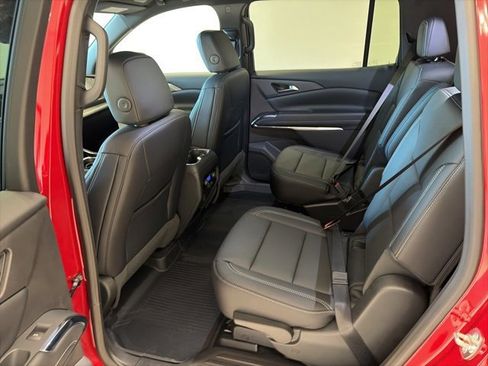 New 2026 Chevrolet Traverse LT w/ Driver Confidence Package image 13