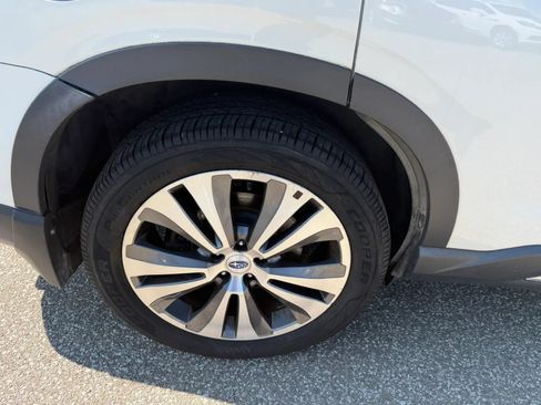 Used 2019 Subaru Ascent Touring AWD/4WD image 28