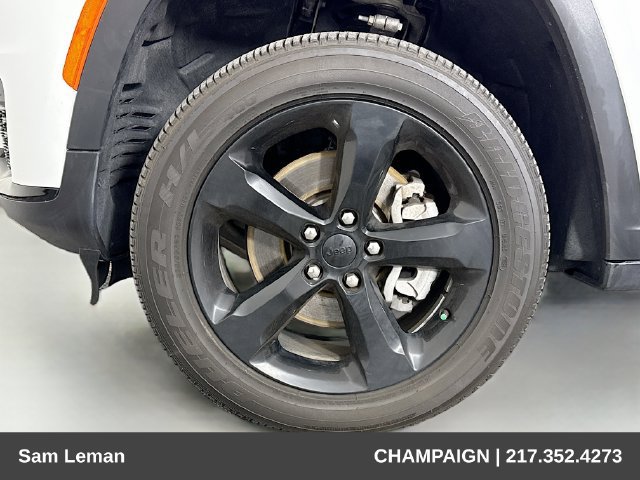 Used 2025 Jeep Grand Cherokee L Altitude RWD image 31