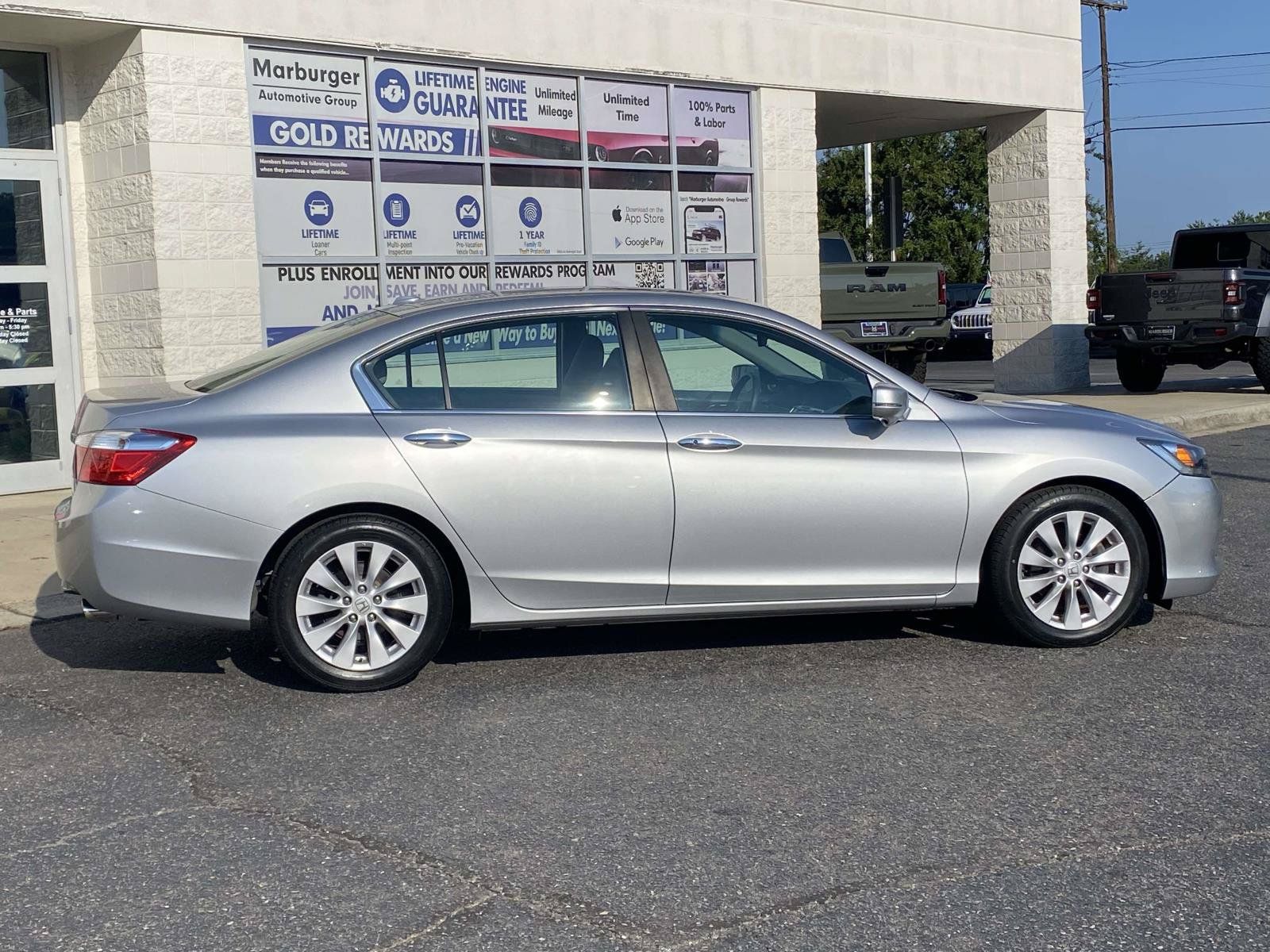 Used 2013 Honda Accord EX-L image 10
