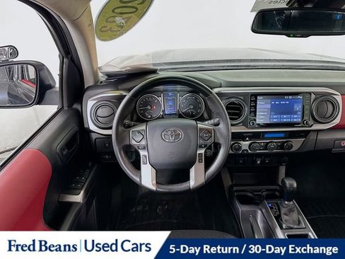 Used 2023 Toyota Tacoma SR5 AWD/4WD image 23