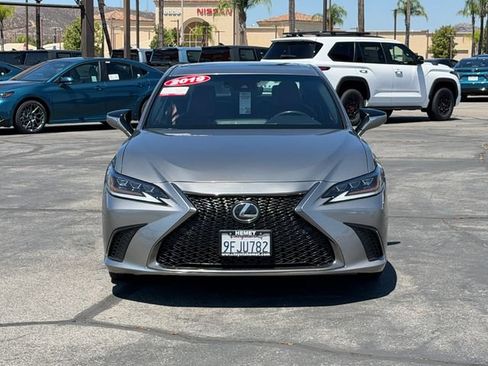 Used 2019 Lexus ES 350 F Sport FWD image 2