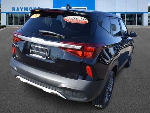 Used 2023 Kia Seltos LX image 3