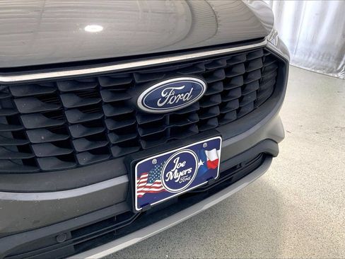 Used 2023 Ford Escape Active FWD image 7