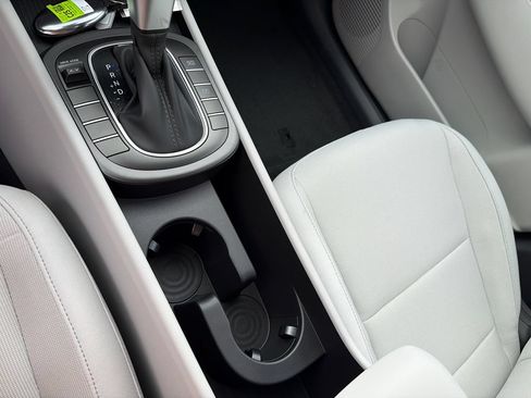 New 2026 Hyundai Kona SE FWD image 31