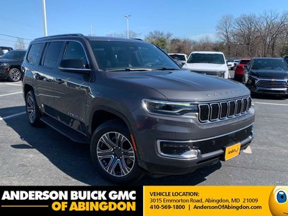 Used 2024 Jeep Wagoneer 4WD w/ Premium Group I